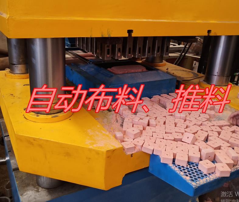 魚餌壓塊液壓機回程速度比較慢是什么原因造成的？